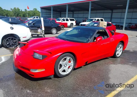 1998 Chevrolet Corvette z USA, uszkodzony, nr VIN 1G1YY22G8W5124409